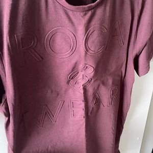 Rocawear T Shirt - Men’s M Burgundy